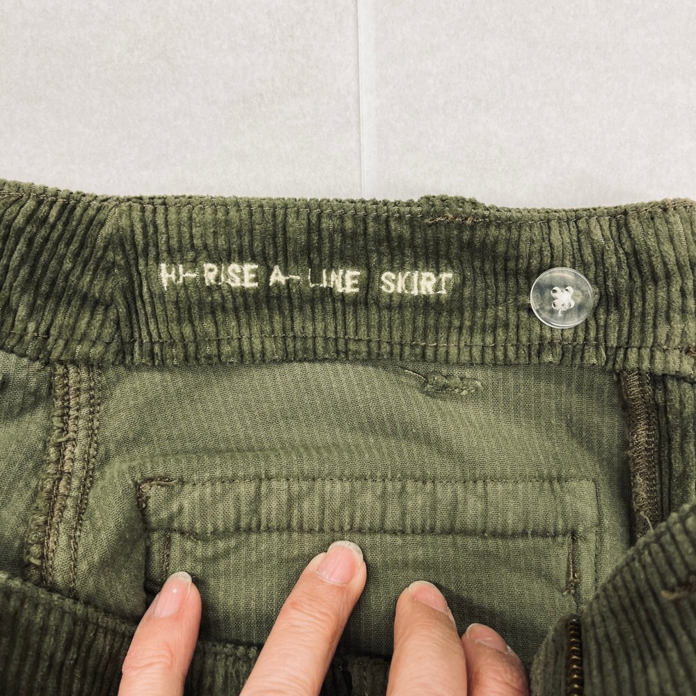 American Eagle Olive Green Corduroy Hi-Rise A-Line Zip Front Mini Skirt Size 2 - Picture 8 of 9